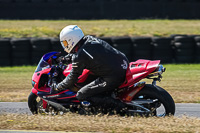 anglesey-no-limits-trackday;anglesey-photographs;anglesey-trackday-photographs;enduro-digital-images;event-digital-images;eventdigitalimages;no-limits-trackdays;peter-wileman-photography;racing-digital-images;trac-mon;trackday-digital-images;trackday-photos;ty-croes